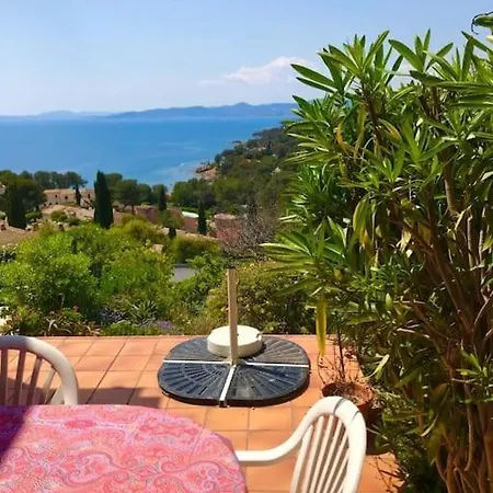 Dağ evi Charmante Petite Maison Vue Panoramique Et Proximite Mer